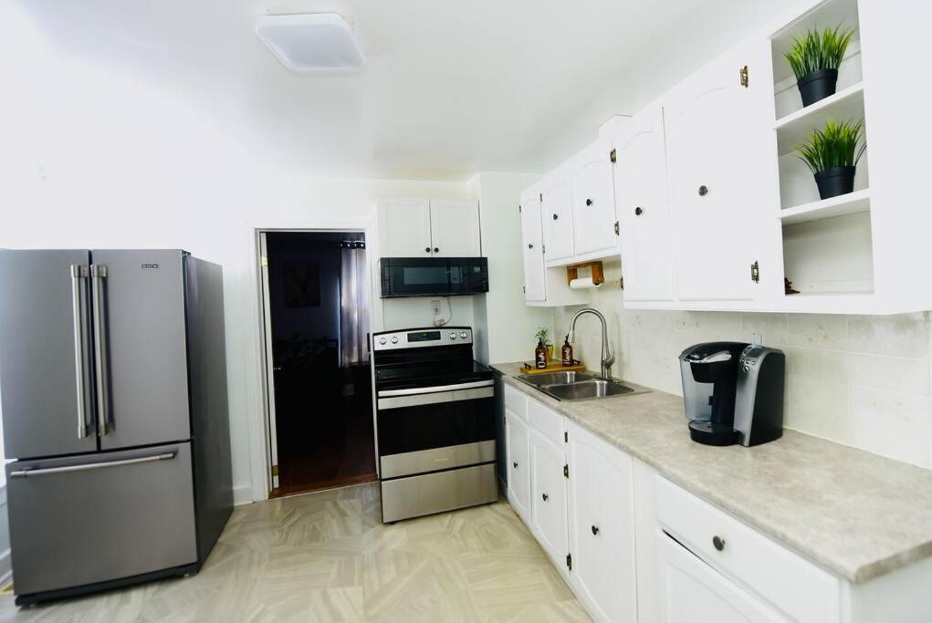 Prime Location Duo Nest & Rest Apartment Kingston Ngoại thất bức ảnh